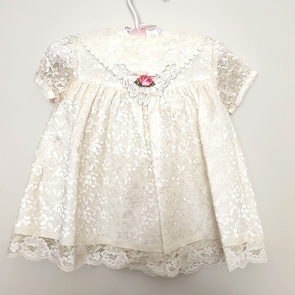 Bryan vintage lace dress